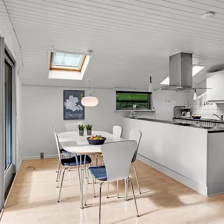 度假居 Dimo - 30km From The Sea By Interhome Toftlund
